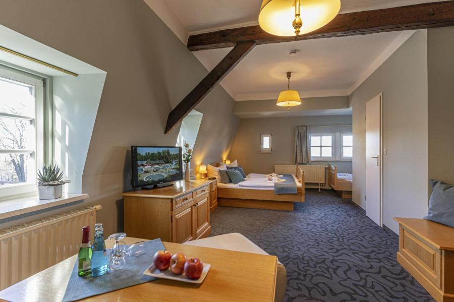 Hotel Ross Zwönitz Eksteriør billede